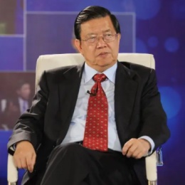 龙永图